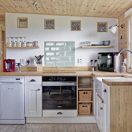 Scandi Cabin On A Hill, With Stunning Panoramic Views Ludgvan Exteriör bild