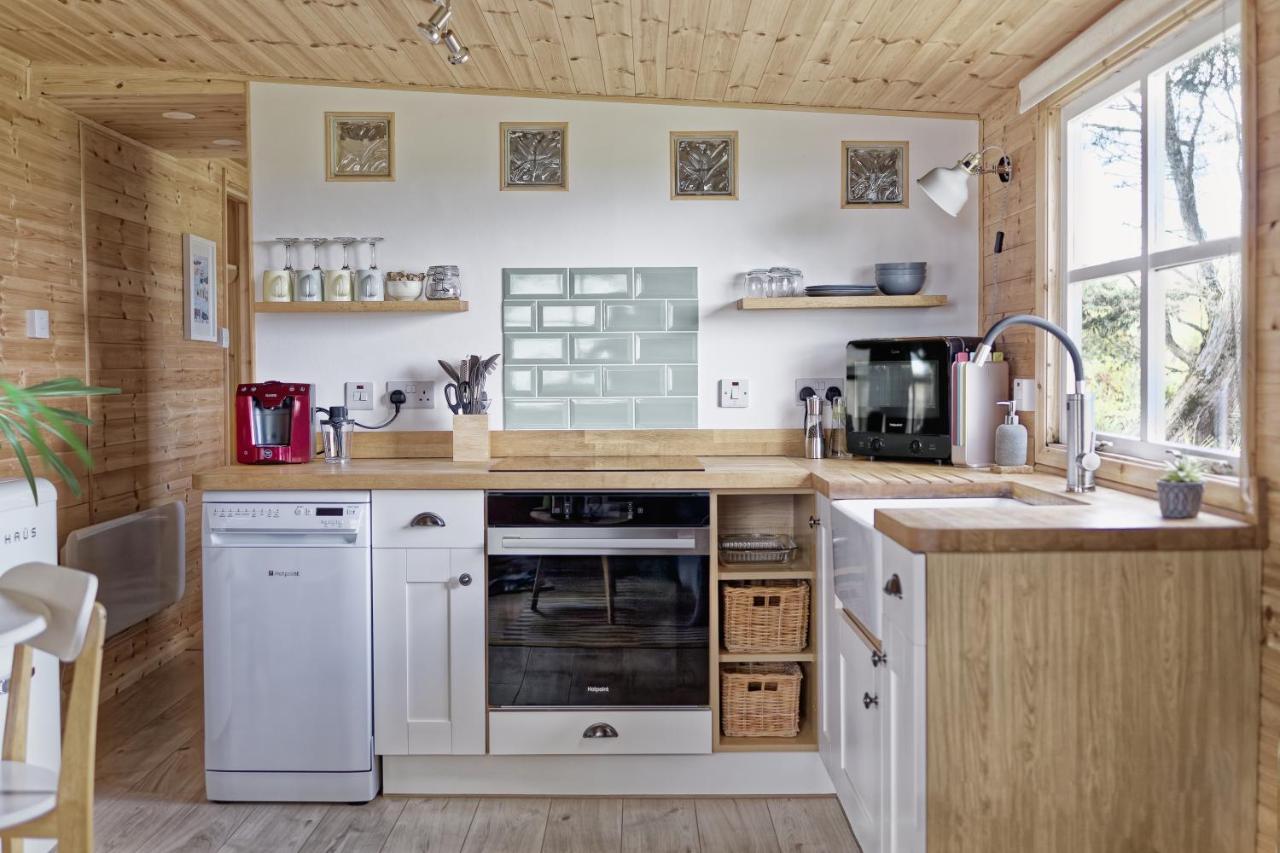Scandi Cabin On A Hill, With Stunning Panoramic Views Ludgvan Exteriör bild